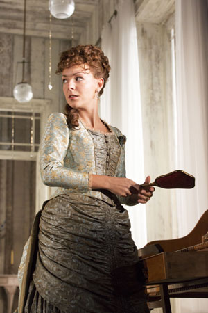 Hedda Gabler at The Old Vic (c) Johan Persson