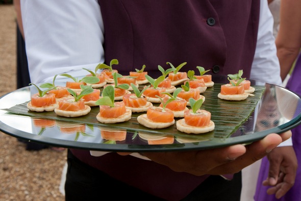 canapes-at-wedding