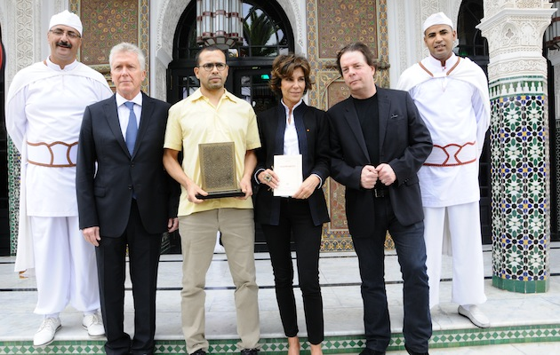 Winner Rachid O (centre) with (clockwise from left) La Mamounia GM Pierre Jochem, Lauréat Christine Orban and Jury President Douglas Kennedy