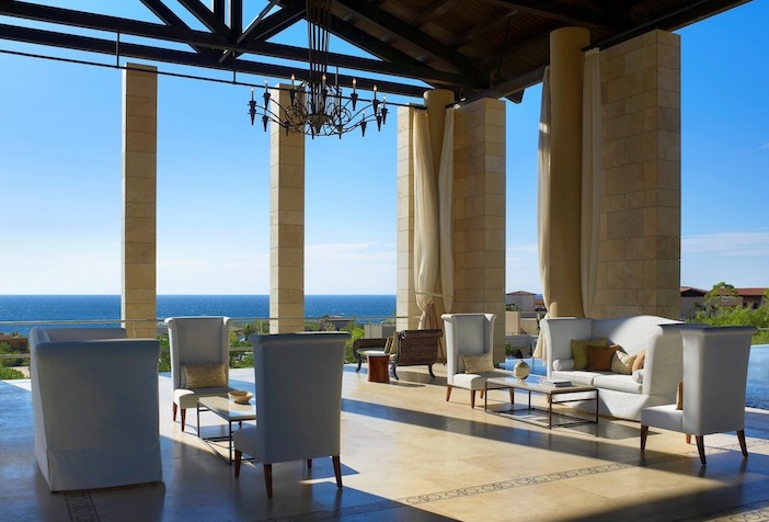 Costa Navarino Romanos Lobby