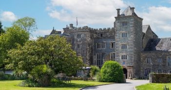 An Enchanted Place on the Hill: Tales from Boringdon Hall